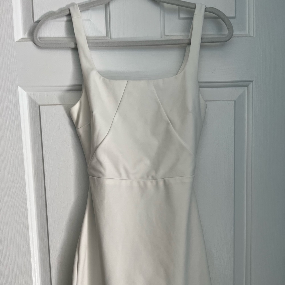 Lulus mini white dress